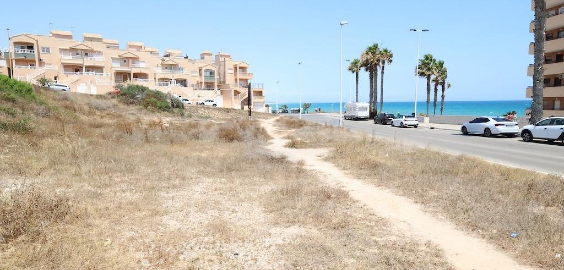 Land in Torrelamata - Image 2