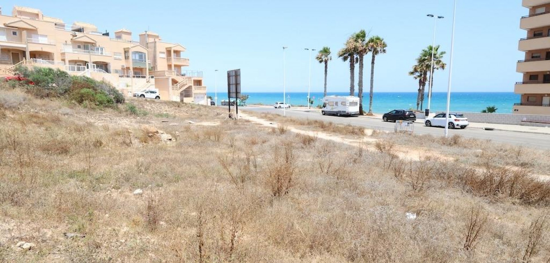 Land in Torrelamata - Image 3