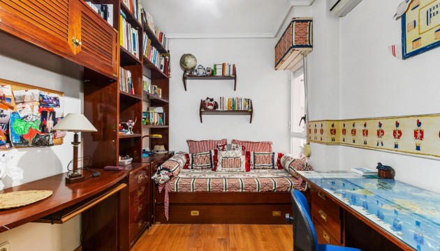 Resale - Apartment - Torrevieja