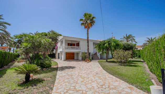Wiederverkauf - Detached Villa - Orihuela Costa - Cabo Roig