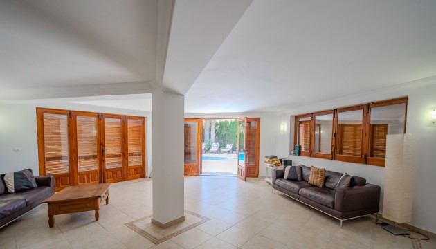 Wiederverkauf - Detached Villa - Orihuela Costa - Cabo Roig