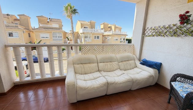 Resale - Apartment - Orihuela Costa - Villamartín