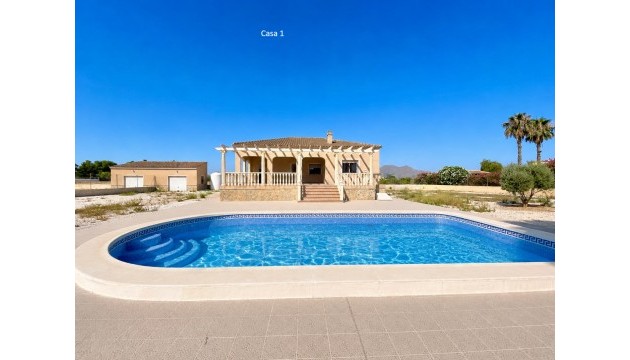 Resale - Detached Villa - Catral