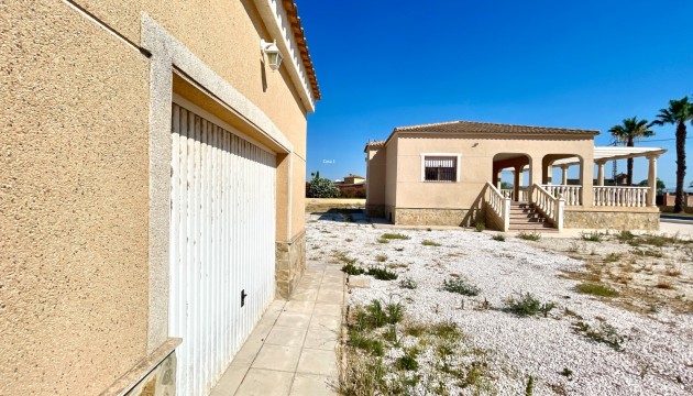 Resale - Detached Villa - Catral
