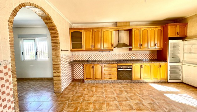 Resale - Detached Villa - Catral