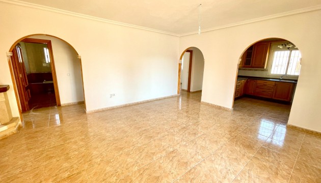 Resale - Detached Villa - Catral