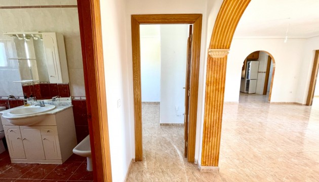 Resale - Detached Villa - Catral
