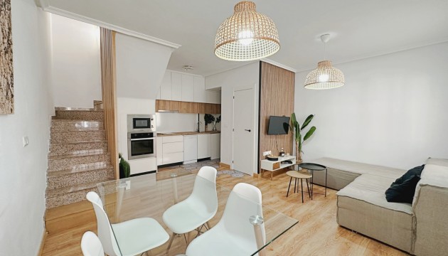 Перепродажа - Таунхаус - Orihuela Costa - La Zenia