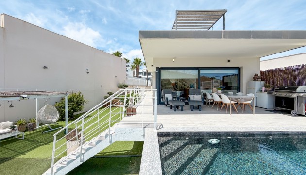 Resale - Detached Villa - San Miguel de Salinas