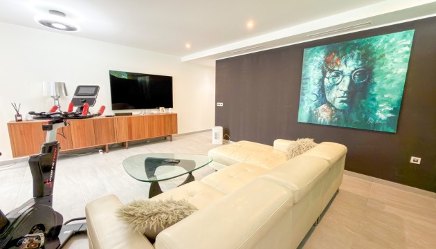 Resale - Detached Villa - San Miguel de Salinas