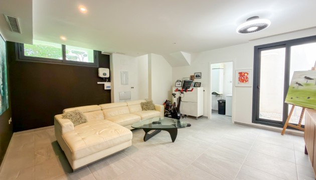 Resale - Detached Villa - San Miguel de Salinas
