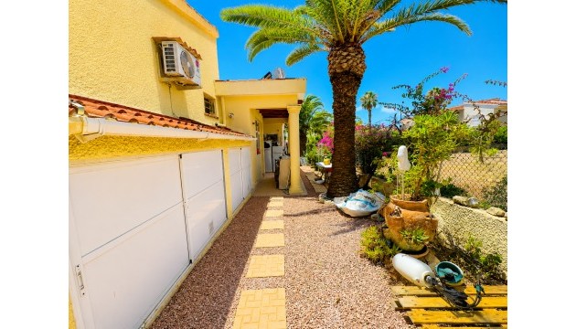 Odsprzedaż - Detached Villa - Ciudad Quesada