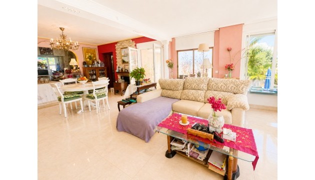 Odsprzedaż - Detached Villa - Ciudad Quesada