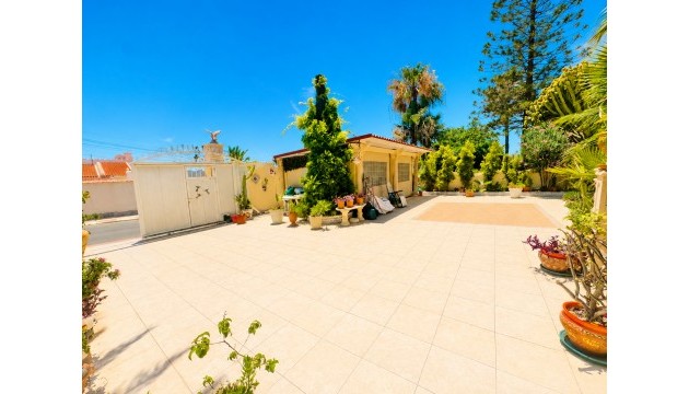 Odsprzedaż - Detached Villa - Ciudad Quesada