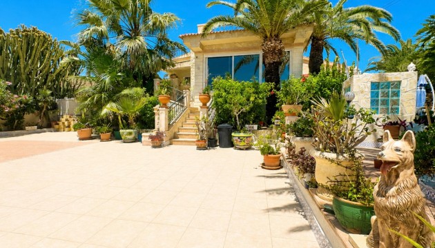 Odsprzedaż - Detached Villa - Ciudad Quesada