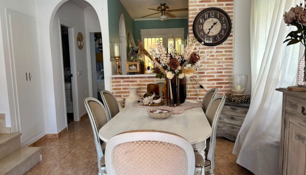 Odsprzedaż - Detached Villa - Guardamar del Segura