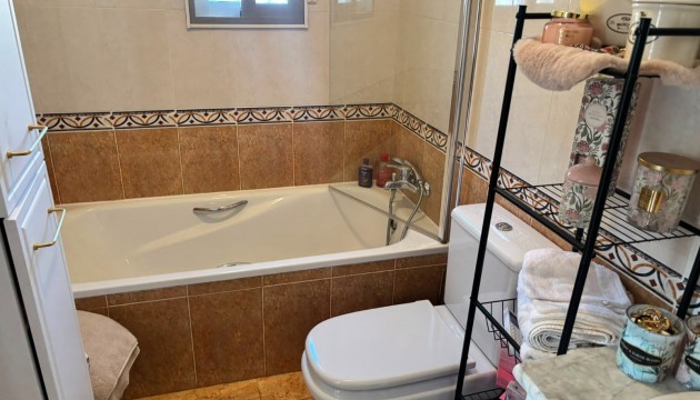 Odsprzedaż - Detached Villa - Guardamar del Segura