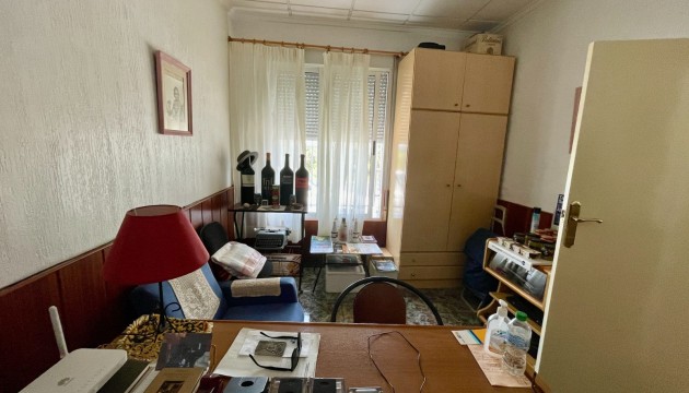 Odsprzedaż - Kamienica - Almoradi