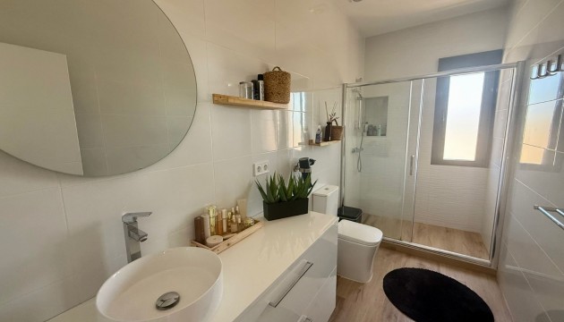 Herverkoop - Detached Villa - Pinoso