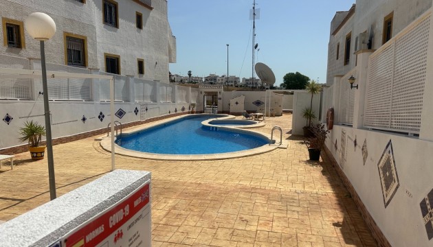 Resale - Apartment - Orihuela - Vistabella Golf