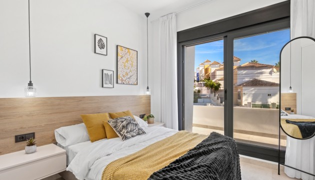 Begagnad - Fristående Villa - Orihuela Costa - Blue Lagoon