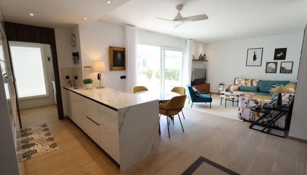 Odsprzedaż - Apartment - Algorfa