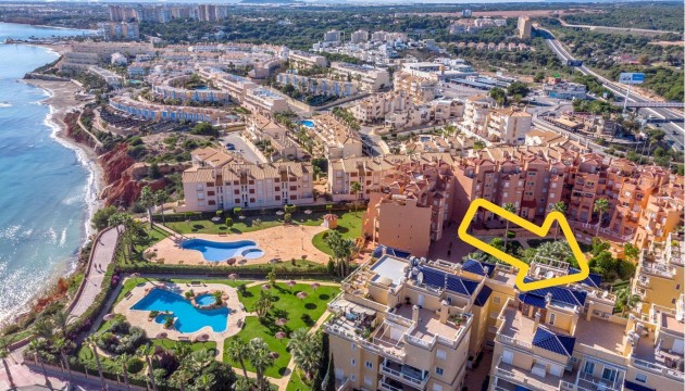 Resale - Apartment - Orihuela Costa - Campoamor
