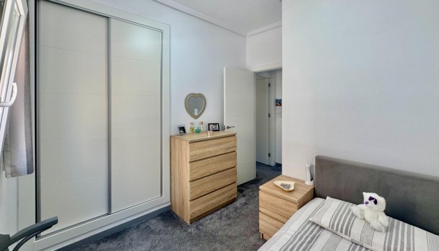 Resale - House - Orihuela Costa - La Florida