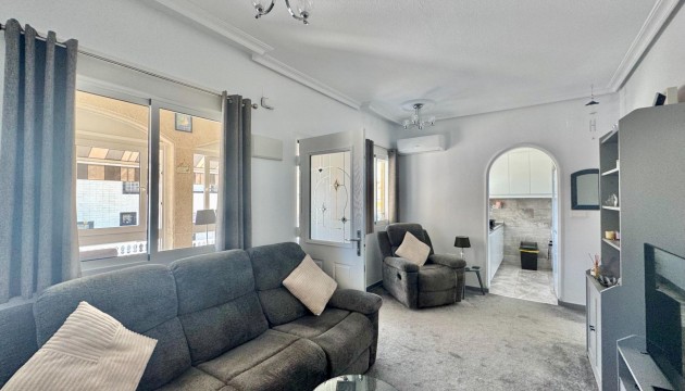 Resale - House - Orihuela Costa - La Florida