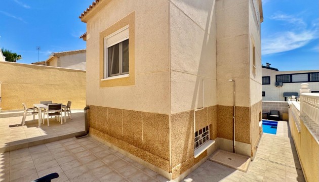 Resale - House - Orihuela Costa - La Florida