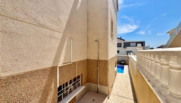 Resale - House - Orihuela Costa - La Florida