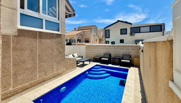 Resale - House - Orihuela Costa - La Florida