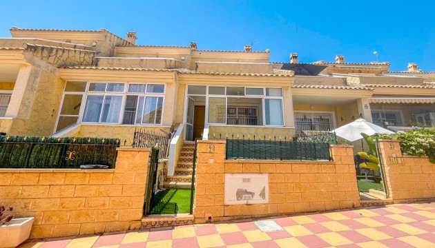 Wiederverkauf - Stadthaus - Orihuela Costa - Punta Prima