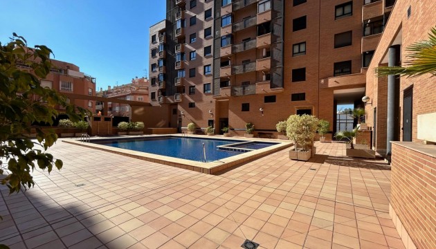 Neue Gebäude - Apartment - Alicante - Carolinas Bajas