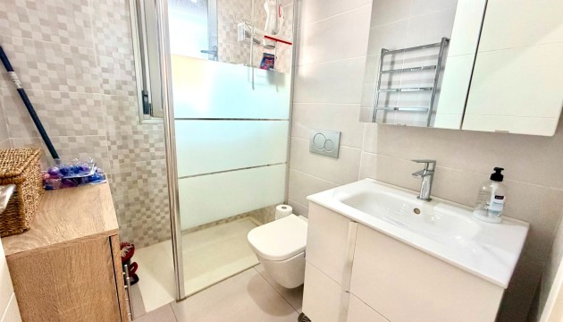 Wiederverkauf - Apartment - Orihuela Costa - La Zenia