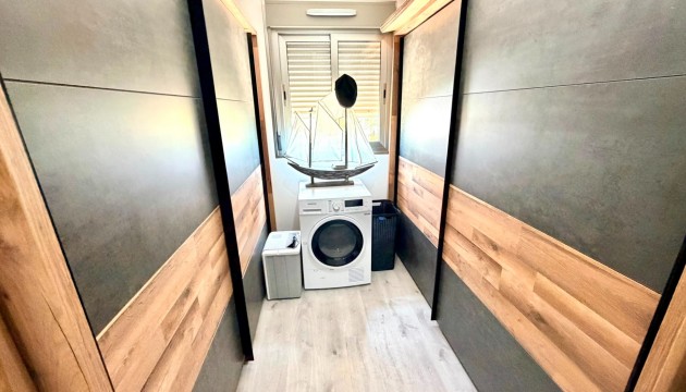 Wiederverkauf - Apartment - Orihuela Costa - La Zenia