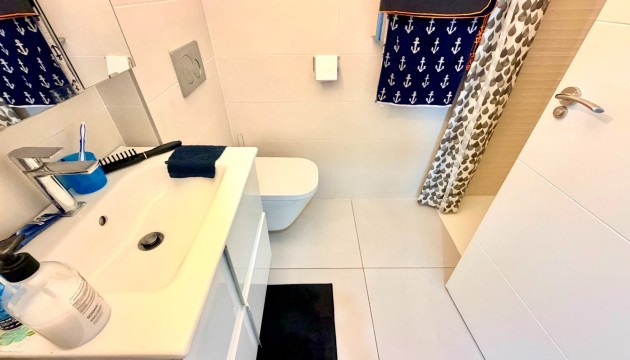 Wiederverkauf - Apartment - Orihuela Costa - La Zenia