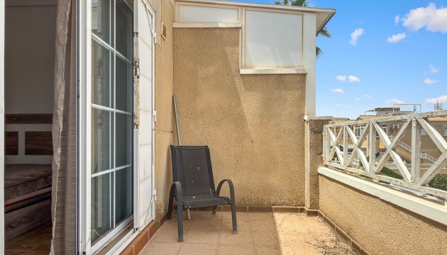 Odsprzedaż - Kamienica - Torrevieja