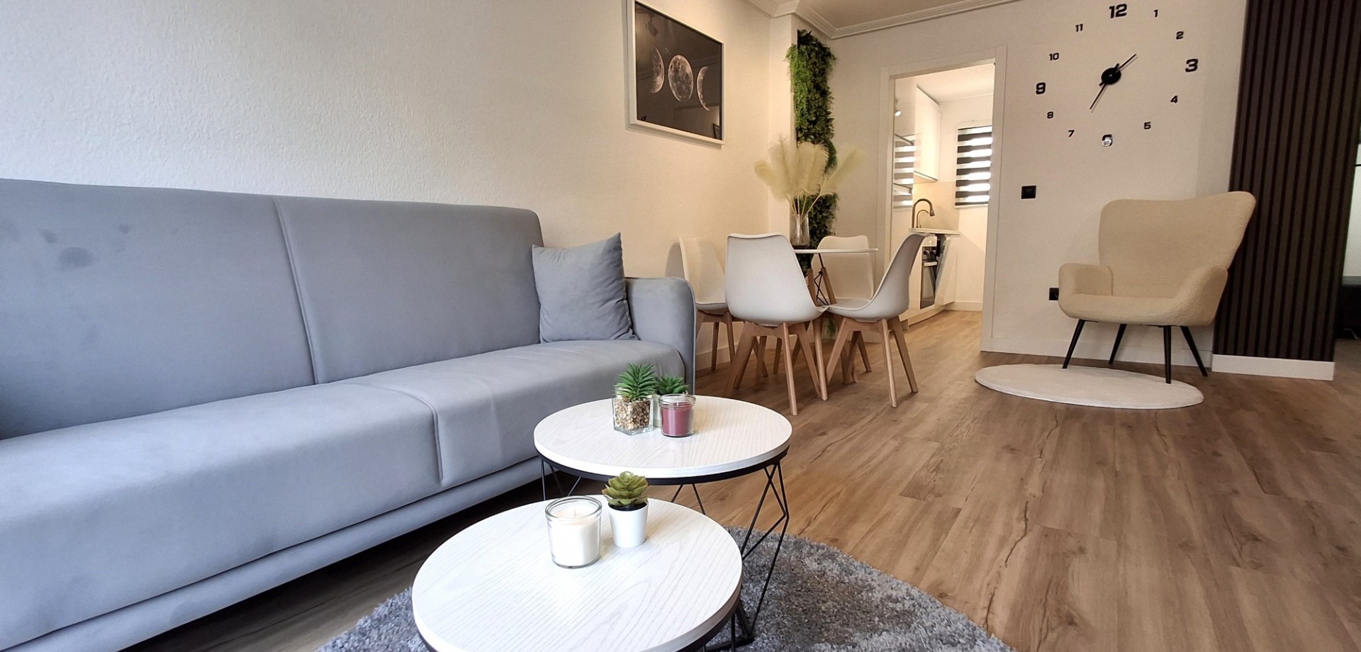 Apartment in Torrevieja - view 1