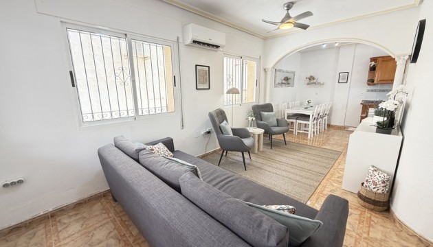 Odsprzedaż - Apartment - Orihuela Costa - La Zenia