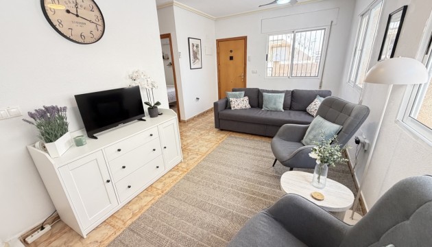 Odsprzedaż - Apartment - Orihuela Costa - La Zenia