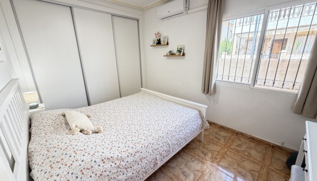 Odsprzedaż - Apartment - Orihuela Costa - La Zenia