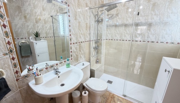 Odsprzedaż - Apartment - Orihuela Costa - La Zenia