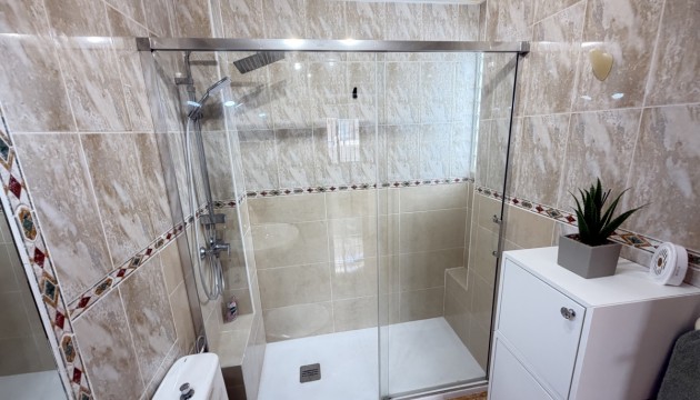 Odsprzedaż - Apartment - Orihuela Costa - La Zenia