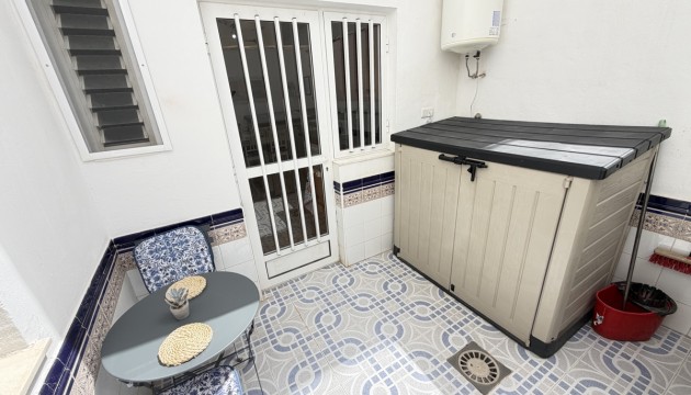 Odsprzedaż - Apartment - Orihuela Costa - La Zenia