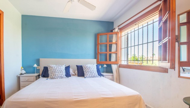 Odsprzedaż - Semi Detached Villa - Orihuela Costa - Cabo Roig
