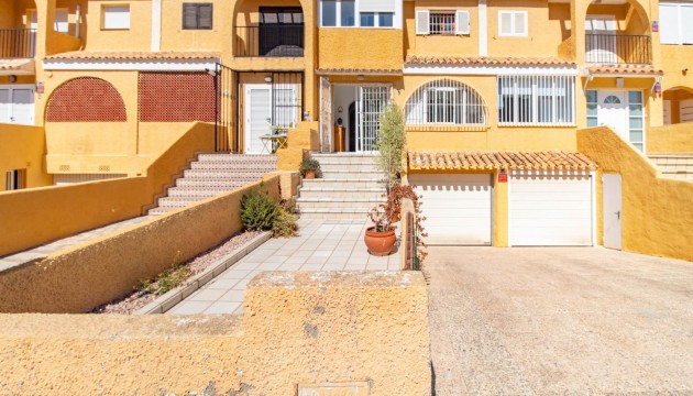 Odsprzedaż - Semi Detached Villa - Orihuela Costa - Cabo Roig