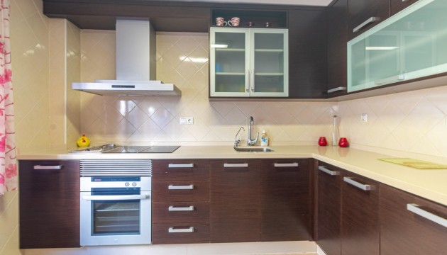 Odsprzedaż - Apartment - Torrevieja - Playa de los Locos