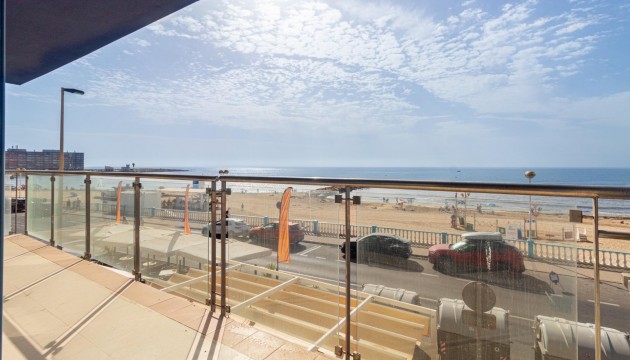 Odsprzedaż - Apartment - Torrevieja - Playa de los Locos