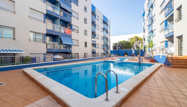 Odsprzedaż - Apartment - Torrevieja - Playa de los Locos